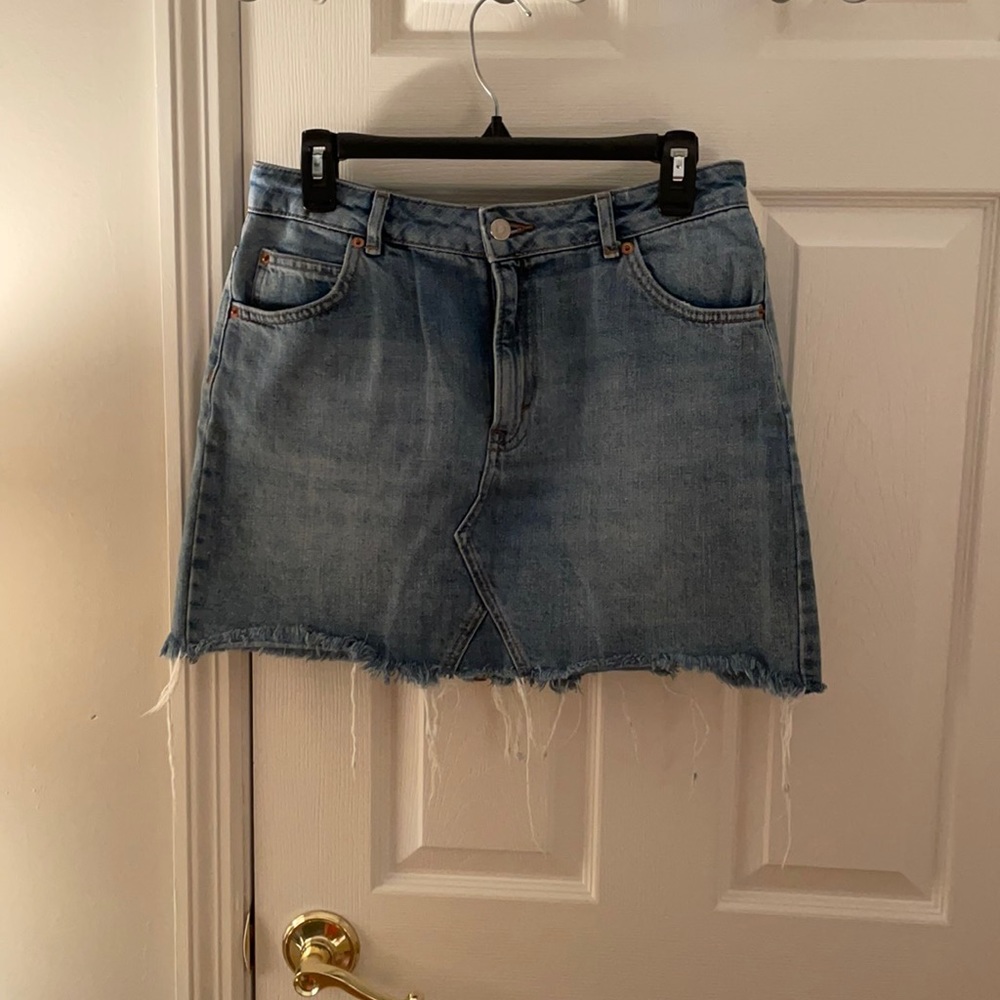 Topshop denim skirt like new